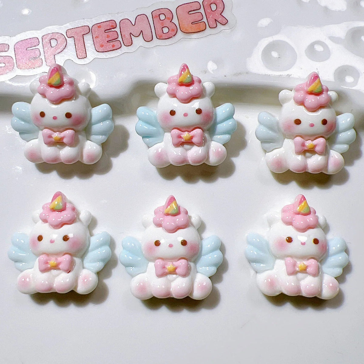 10 Accessoires en Résine Licorne | Cabochons Plats Arc - en - Ciel - DIY, Bijoux, Décoration - RukaCraft