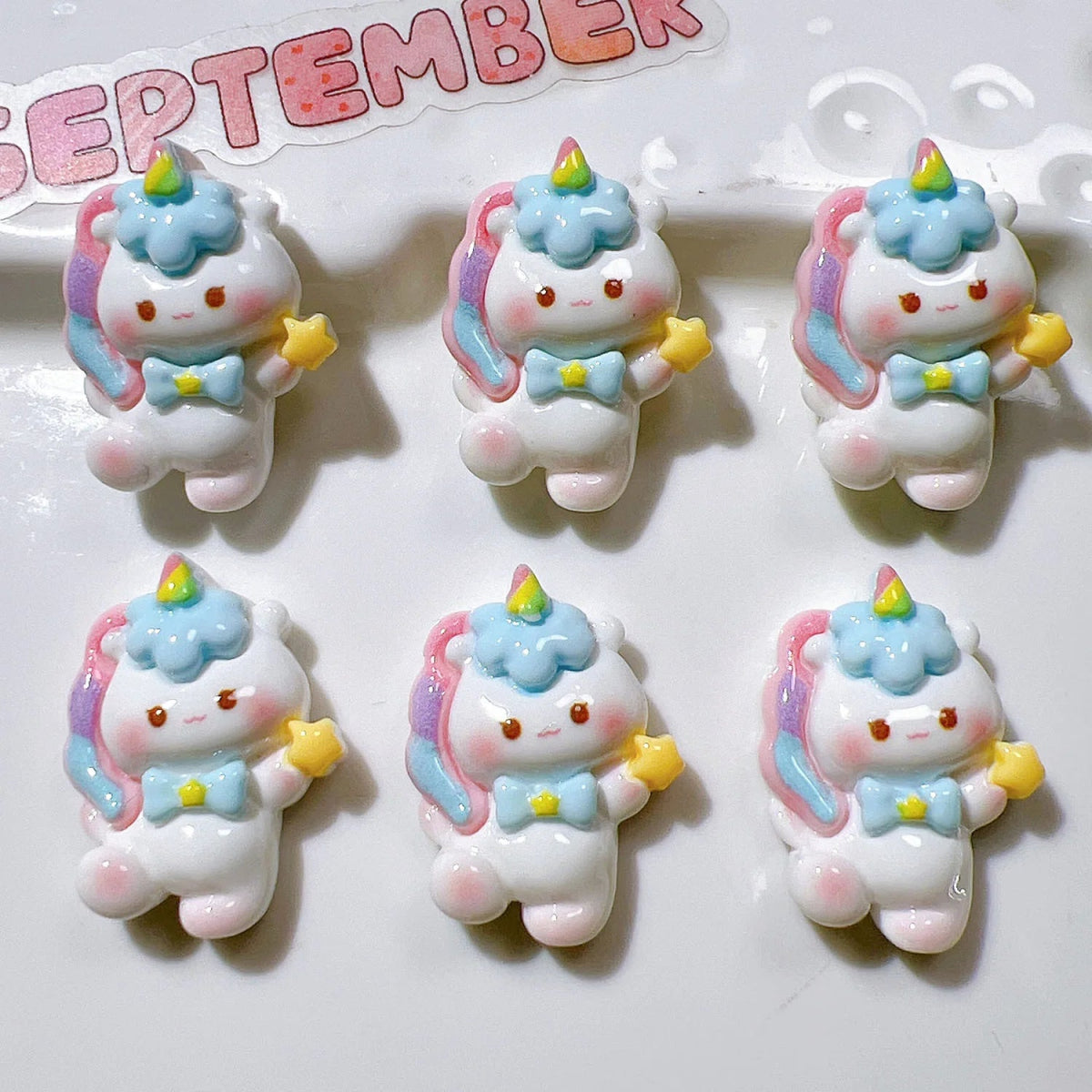 10 Accessoires en Résine Licorne | Cabochons Plats Arc - en - Ciel - DIY, Bijoux, Décoration - RukaCraft