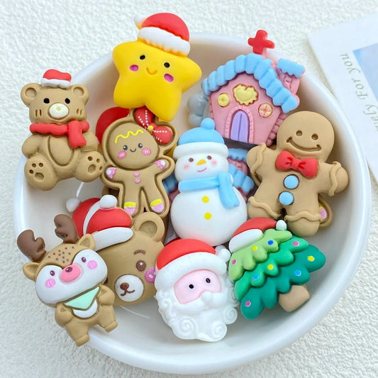 10 Ornements en Résine de Noël | Collection Cartoon (Bonhomme de Neige, Père Noël) - Dos Plat pour Barrettes Cheveux, DIY - RukaCraft